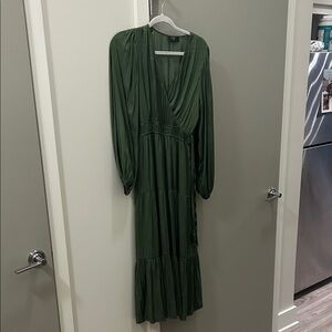 Tahari Long Sleeve Green Dress